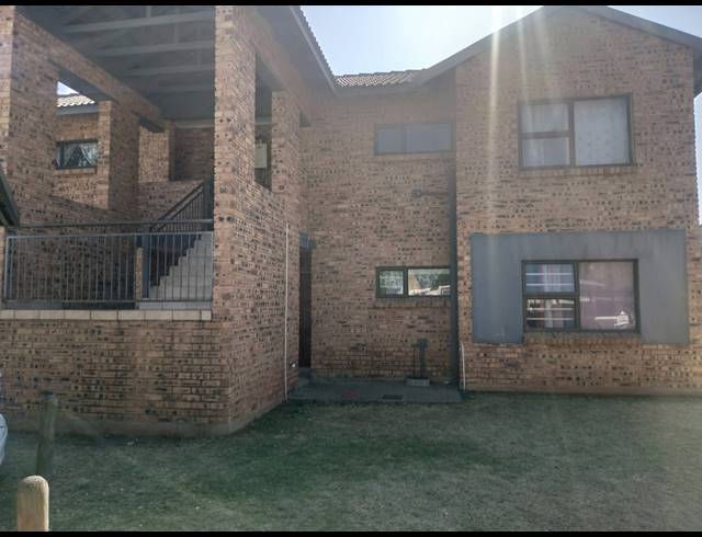 1 BEDROOM SECTIONAL TITLE FOR SALE IN COMET